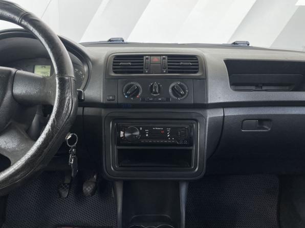 Skoda Fabia II с пробегом 2010 года, цена 378 000 рублей, 199805 км, хэтчбек, Автокод Объявления