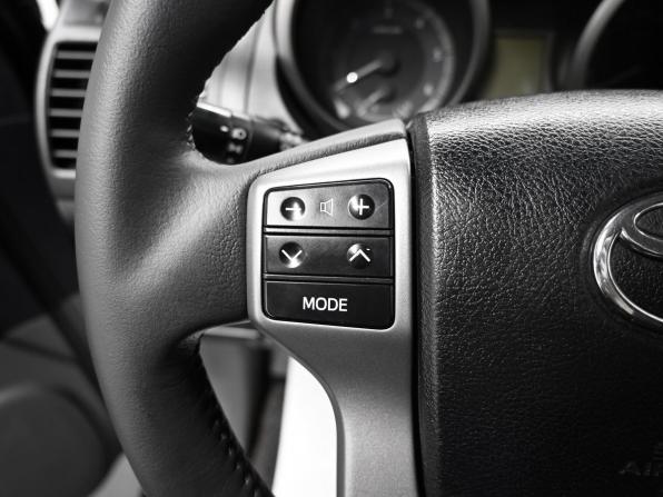 Toyota Land Cruiser Prado 150 Series с пробегом 2010 года, цена 2 685 000 рублей, 206342 км, внедорожник, Автокод Объявления