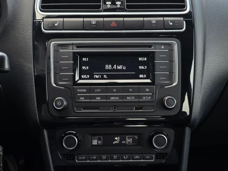 Volkswagen Polo V Рестайлинг Санкт-Петербург  - изображение 16