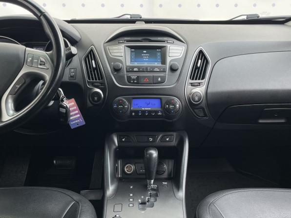 Hyundai ix35 I Рестайлинг с пробегом 2014 года, цена 1 550 000 рублей, 120937 км, внедорожник, Автокод Объявления