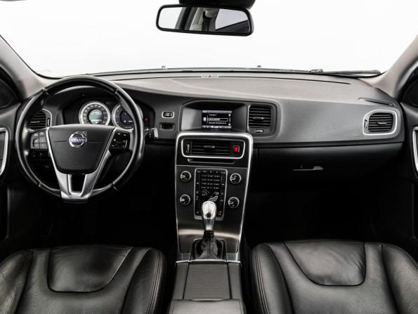 Volvo S60 II Рестайлинг с пробегом 2013 года, цена 975 000 рублей, 154058 км, седан, Автокод Объявления