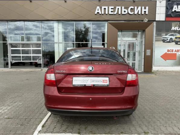 Skoda Rapid I с пробегом 2015 года, цена 996 400 рублей, 176001 км, лифтбек, Автокод Объявления