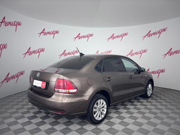 Volkswagen Polo V Рестайлинг с пробегом 2018 года, цена 1 249 000 рублей, 99796 км, седан, Автокод Объявления