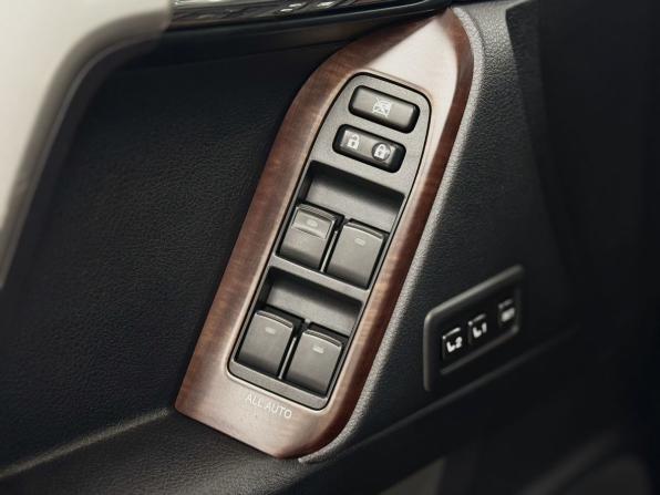 Toyota Land Cruiser Prado 150 Series Рестайлинг 1 с пробегом 2015 года, цена 3 839 000 рублей, 164160 км, внедорожник, Автокод Объявления