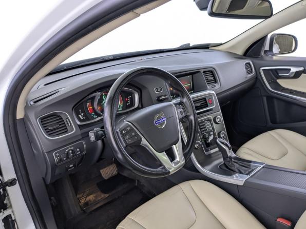Volvo S60 II Рестайлинг с пробегом 2014 года, цена 1 750 000 рублей, 114730 км, седан, Автокод Объявления