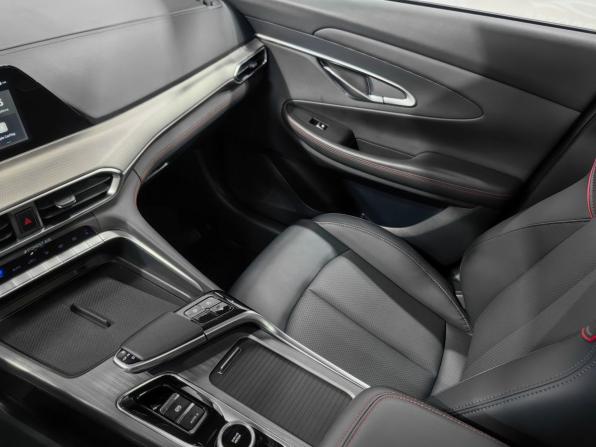 Changan UNI-T I с пробегом 2023 года, цена 2 200 000 рублей, 49876 км, внедорожник, Автокод Объявления