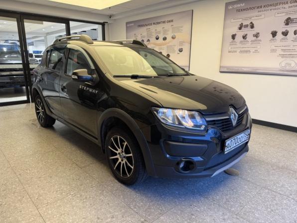 Renault Sandero II с пробегом 2017 года, цена 854 700 рублей, 166276 км, хэтчбек, Автокод Объявления