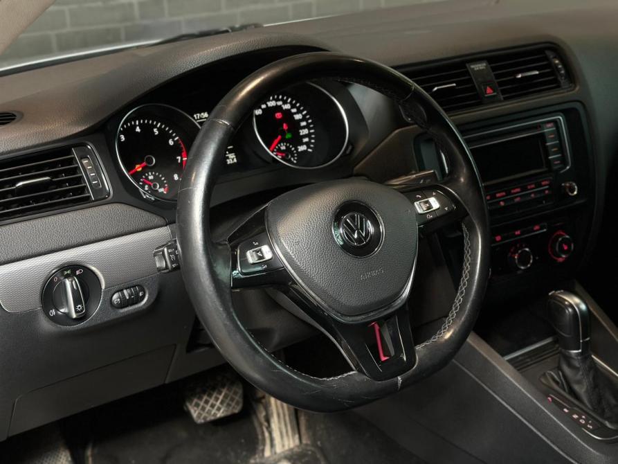 Volkswagen Jetta VI Рестайлинг Челябинск  - изображение 11