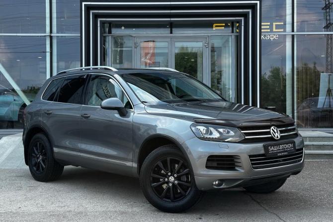 Volkswagen Touareg I Рестайлинг с пробегом 2010 года, цена 1 680 000 рублей, 256418 км, внедорожник, Автокод Объявления