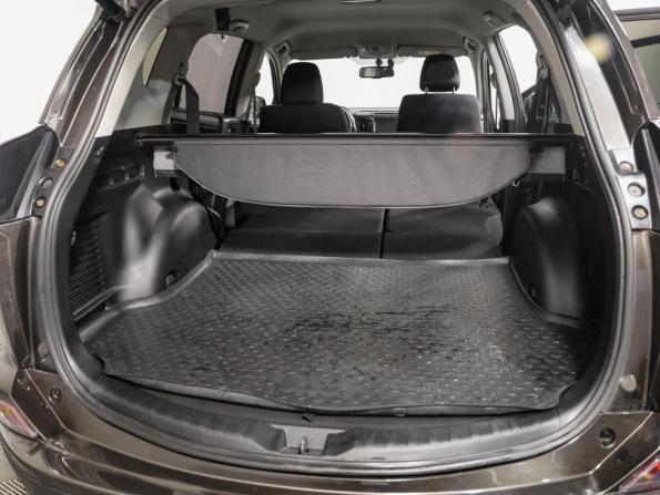 Toyota RAV4 IV (XA40) Рестайлинг с пробегом 2019 года, цена 2 489 000 рублей, 115000 км, внедорожник, Автокод Объявления