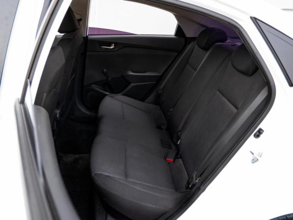 Hyundai Solaris II с пробегом 2018 года, цена 1 357 000 рублей, 188849 км, седан, Автокод Объявления
