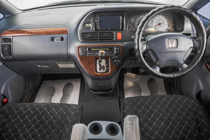 Honda Odyssey II Рестайлинг с пробегом 2001 года, цена 559 000 рублей, 326000 км, компактвэн, Автокод Объявления