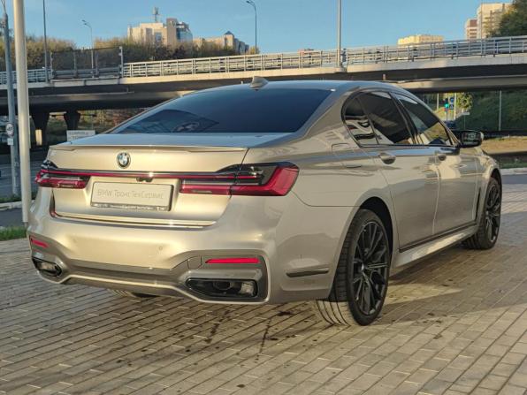BMW 7 серии VI (G11/G12) Рестайлинг с пробегом 2019 года, цена 5 300 000 рублей, 192000 км, седан, Автокод Объявления