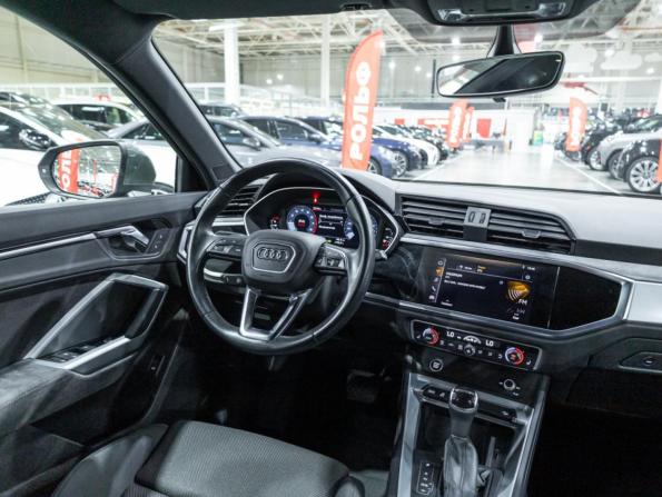 Audi Q3 Sportback II (F3) с пробегом 2020 года, цена 3 590 000 рублей, 84584 км, внедорожник, Автокод Объявления