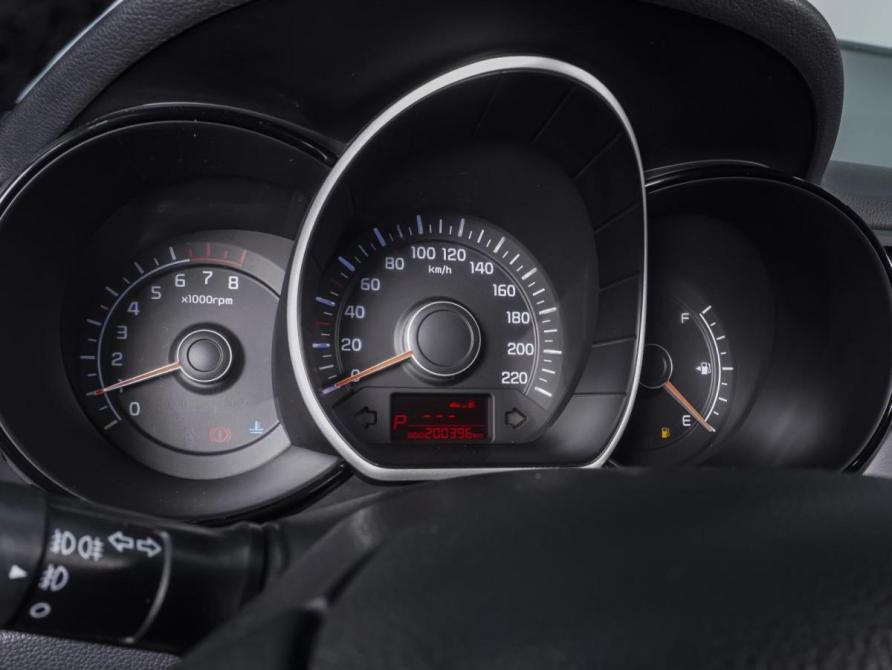 Kia Rio III Ростов-на-Дону  - изображение 17