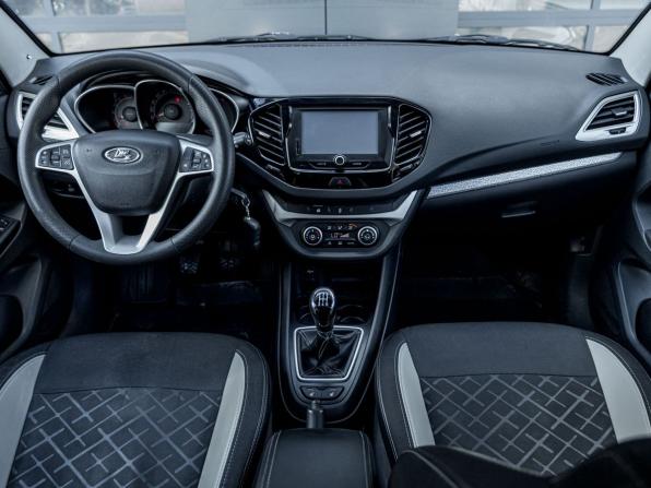 Lada (ВАЗ) Vesta I с пробегом 2018 года, цена 999 000 рублей, 124462 км, универсал, Автокод Объявления