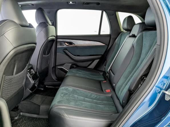 Geely Monjaro I с пробегом 2023 года, цена 3 250 000 рублей, 53308 км, внедорожник, Автокод Объявления