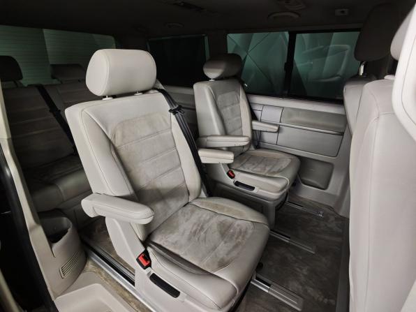 Volkswagen Multivan T6 с пробегом 2015 года, цена 2 989 000 рублей, 186096 км, минивэн, Автокод Объявления