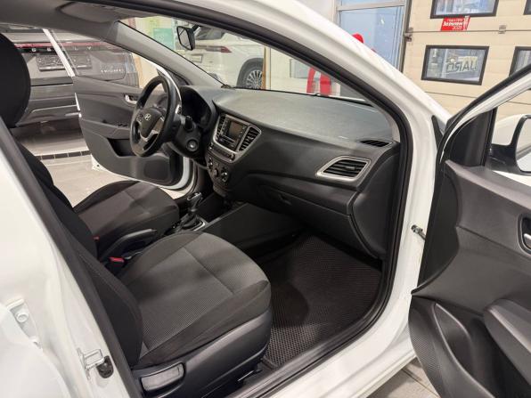 Hyundai Solaris II Рестайлинг с пробегом 2020 года, цена 1 615 000 рублей, 43775 км, седан, Автокод Объявления