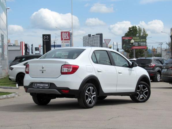 Renault Logan II Рестайлинг с пробегом 2022 года, цена 1 345 000 рублей, 41620 км, седан, Автокод Объявления