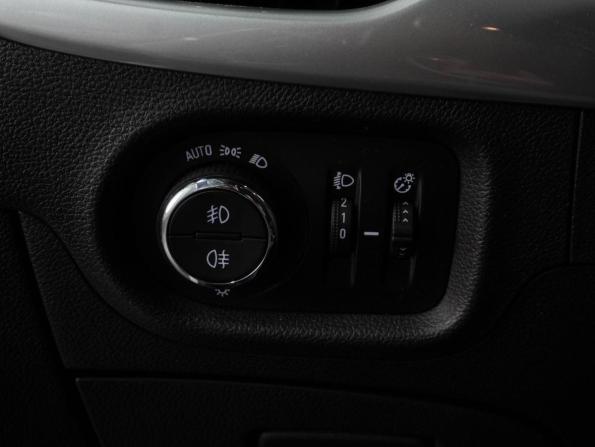 Opel Astra K Рестайлинг с пробегом 2019 года, цена 1 399 000 рублей, 127171 км, универсал, Автокод Объявления