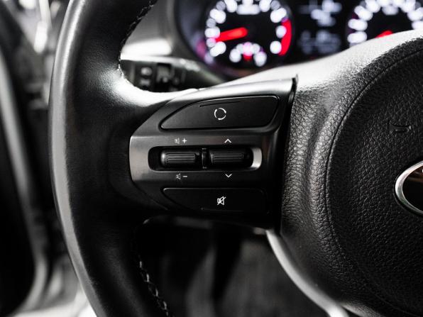 Kia Rio IV с пробегом 2018 года, цена 1 199 500 рублей, 118570 км, хэтчбек, Автокод Объявления