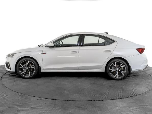 Skoda Octavia IV (A8) с пробегом 2024 года, цена 3 165 000 рублей, 13677 км, лифтбек, Автокод Объявления