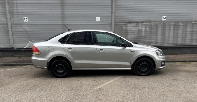 Volkswagen Polo V Рестайлинг с пробегом 2017 года, цена 929 000 рублей, 195640 км, седан, Автокод Объявления