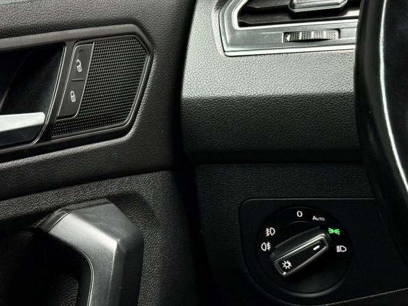 Volkswagen Tiguan II с пробегом 2019 года, цена 2 619 000 рублей, 143500 км, внедорожник, Автокод Объявления