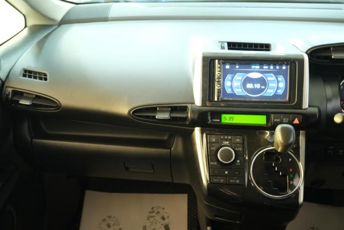 Toyota Wish II Рестайлинг с пробегом 2012 года, цена 1 249 000 рублей, 152000 км, минивэн, Автокод Объявления