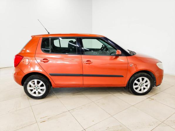 Skoda Fabia II с пробегом 2009 года, цена 429 000 рублей, 107295 км, хэтчбек, Автокод Объявления