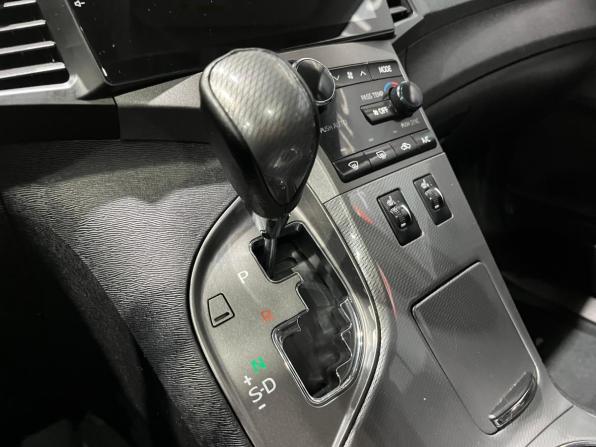 Toyota Venza I Рестайлинг с пробегом 2013 года, цена 1 849 000 рублей, 190314 км, внедорожник, Автокод Объявления
