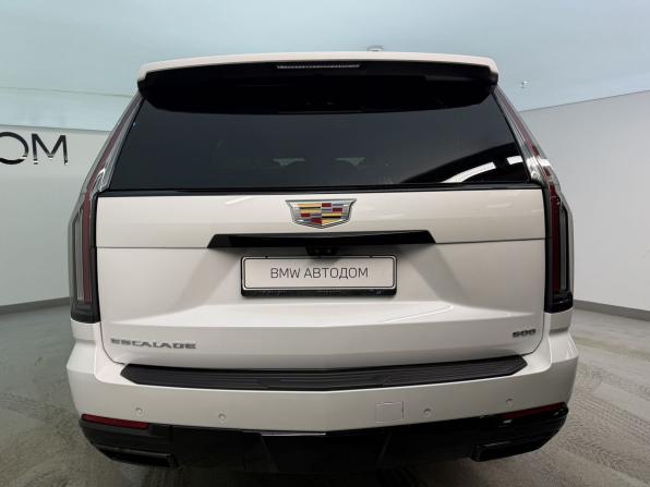 Cadillac Escalade V Рестайлинг с пробегом 2024 года, цена 17 510 000 рублей, 6803 км, внедорожник, Автокод Объявления