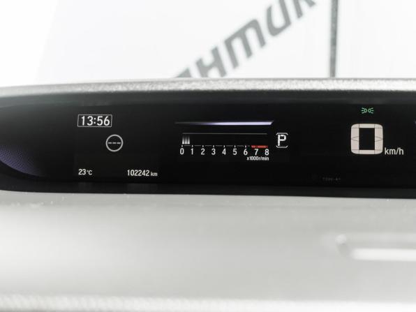 Honda Stepwgn V Рестайлинг с пробегом 2020 года, цена 2 370 000 рублей, 102012 км, минивэн, Автокод Объявления