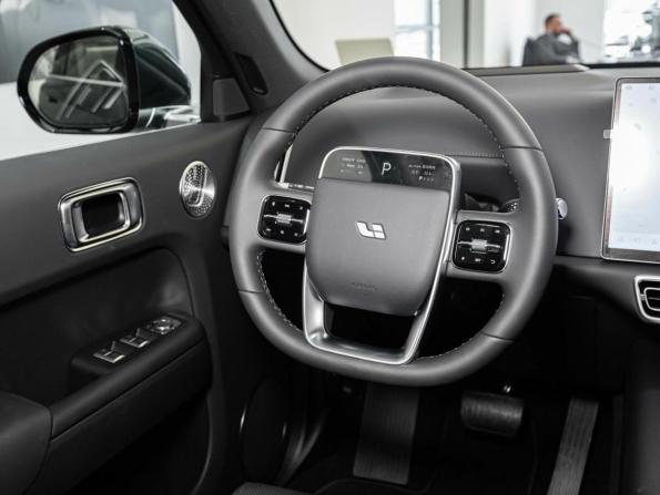 Новый Li Auto (Lixiang) L7 I Рестайлинг 2026 года, цена 10 790 000 рублей, внедорожник, Автокод Объявления