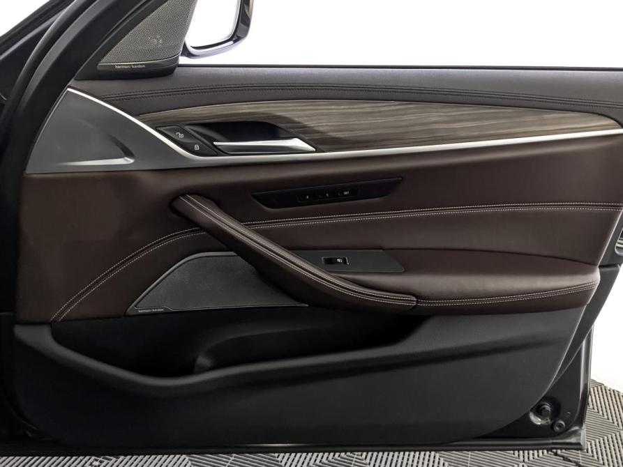 BMW 5 серии VII (G30/G31/G38) Москва  - изображение 25