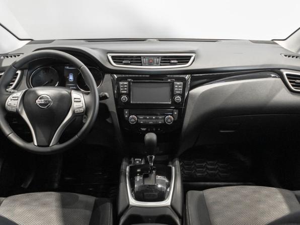 Nissan Qashqai II с пробегом 2017 года, цена 1 508 400 рублей, 225630 км, внедорожник, Автокод Объявления