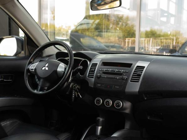Mitsubishi Outlander II с пробегом 2008 года, цена 1 050 000 рублей, 264451 км, внедорожник, Автокод Объявления