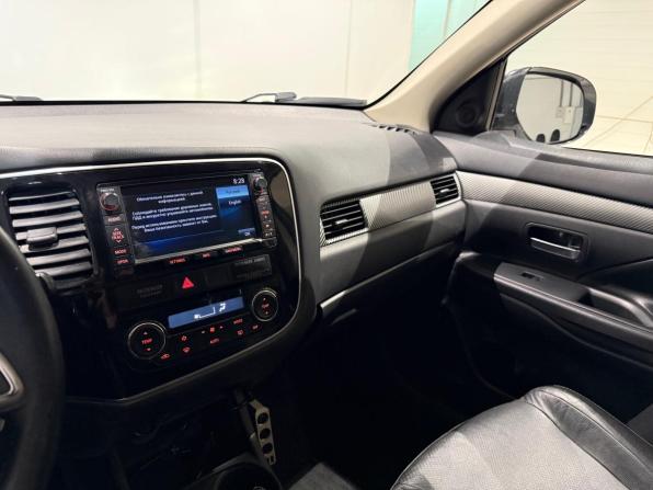 Mitsubishi Outlander III с пробегом 2013 года, цена 1 440 000 рублей, 179661 км, внедорожник, Автокод Объявления