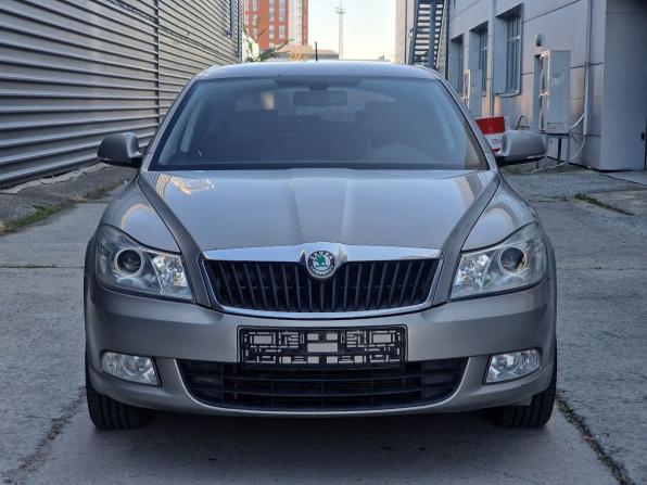 Skoda Octavia II (A5) Рестайлинг с пробегом 2011 года, цена 550 000 рублей, 349399 км, лифтбек, Автокод Объявления