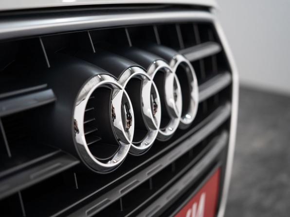 Audi Q3 I (8U) Рестайлинг с пробегом 2015 года, цена 1 955 000 рублей, 110000 км, внедорожник, Автокод Объявления