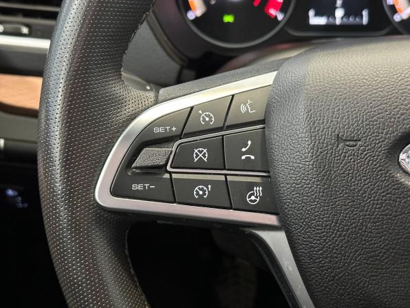 Lada (ВАЗ) Vesta I Рестайлинг (NG) с пробегом 2023 года, цена 1 397 000 рублей, 25589 км, седан, Автокод Объявления