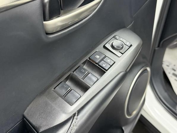 Lexus NX I с пробегом 2015 года, цена 3 097 000 рублей, 141336 км, внедорожник, Автокод Объявления