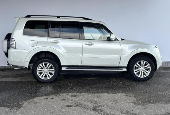 Mitsubishi Pajero IV Рестайлинг 2 с пробегом 2014 года, цена 2 185 000 рублей, 316315 км, внедорожник, Автокод Объявления