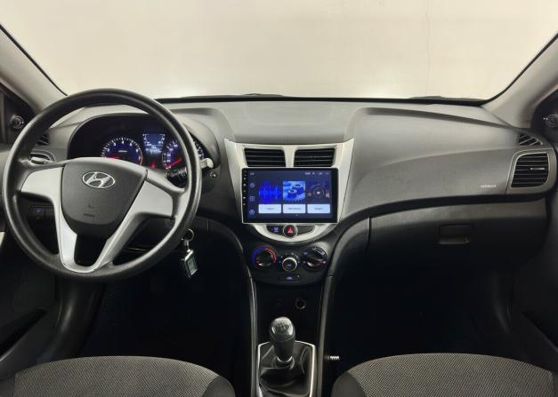Hyundai Solaris I с пробегом 2013 года, цена 680 000 рублей, 154268 км, хэтчбек, Автокод Объявления