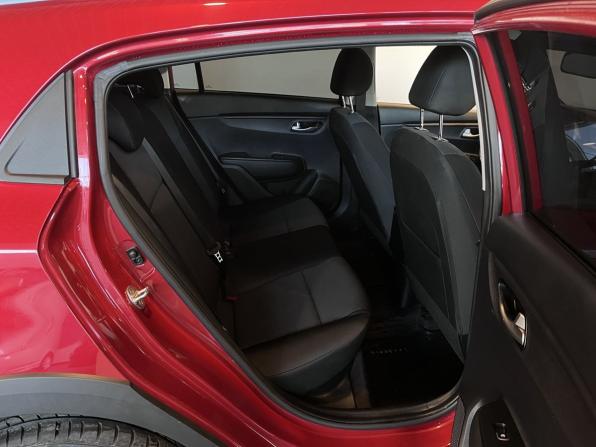 Kia Rio IV Рестайлинг с пробегом 2021 года, цена 2 052 000 рублей, 22215 км, хэтчбек, Автокод Объявления