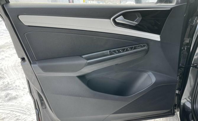 Jetta VS5 I Рестайлинг с пробегом 2023 года, цена 2 625 000 рублей, 329 км, внедорожник, Автокод Объявления