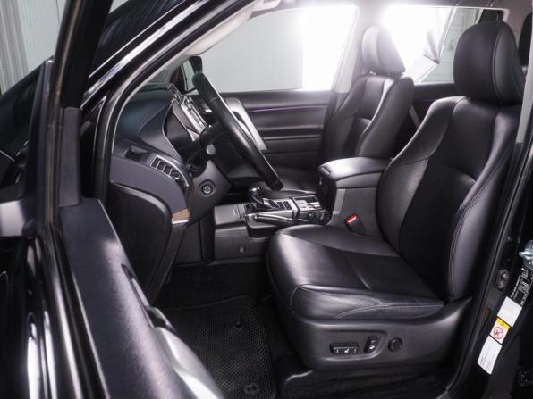 Toyota Land Cruiser Prado 150 Series Рестайлинг 2 с пробегом 2017 года, цена 5 889 000 рублей, 113604 км, внедорожник, Автокод Объявления