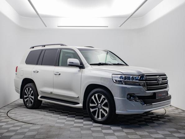 Toyota Land Cruiser 200 Series Рестайлинг 2 с пробегом 2019 года, цена 6 000 000 рублей, 287370 км, внедорожник, Автокод Объявления