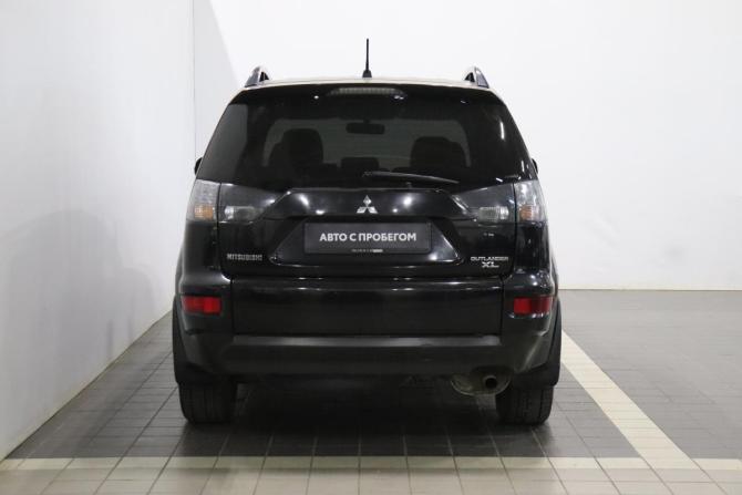 Mitsubishi Outlander II Рестайлинг с пробегом 2011 года, цена 1 000 000 рублей, 284895 км, внедорожник, Автокод Объявления